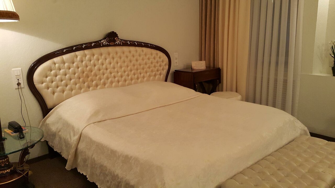 Гостиница Геолог Сургут-100