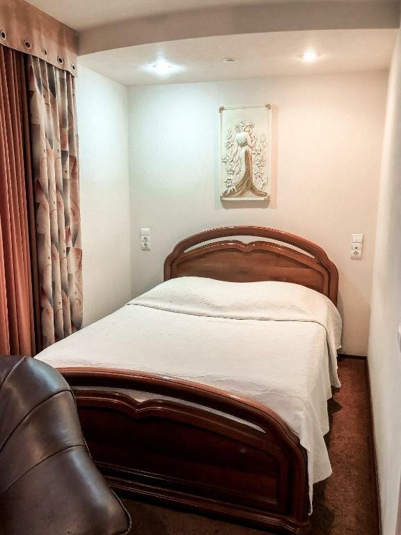 Гостиница Геолог Сургут-173