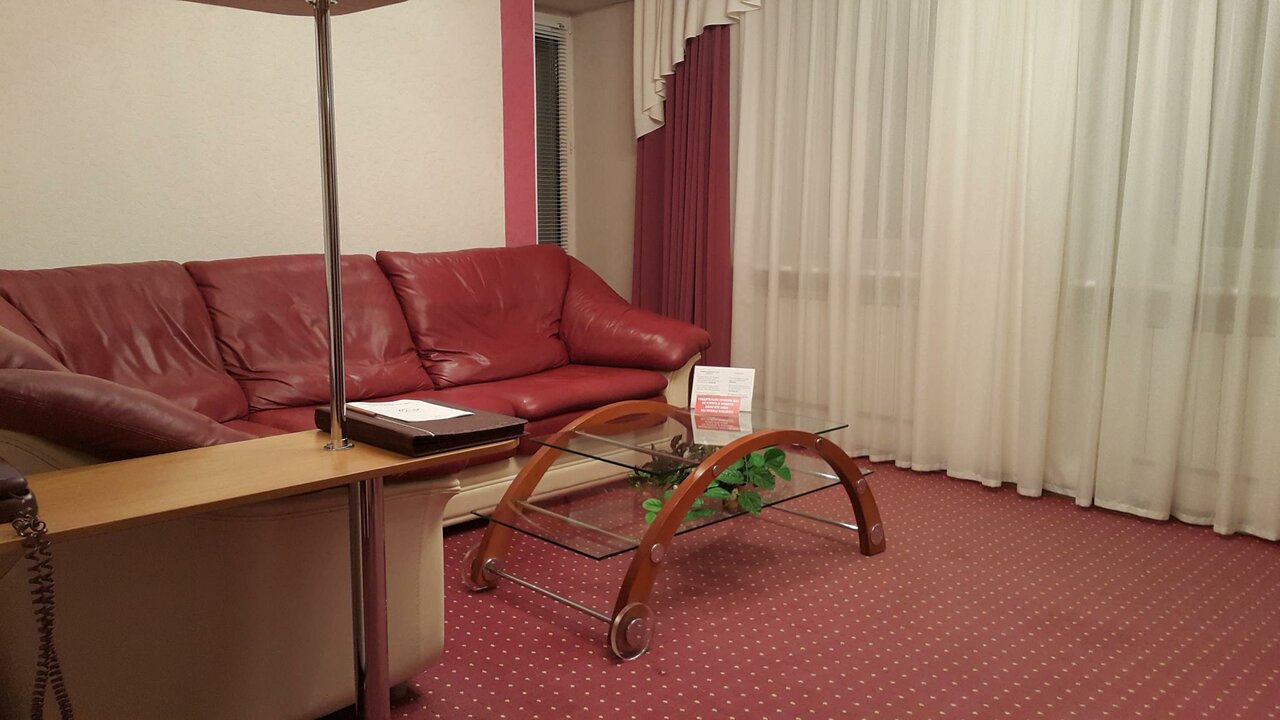 Гостиница Геолог Сургут-85