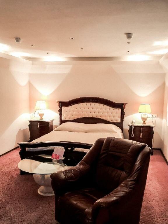 Гостиница Геолог Сургут-108