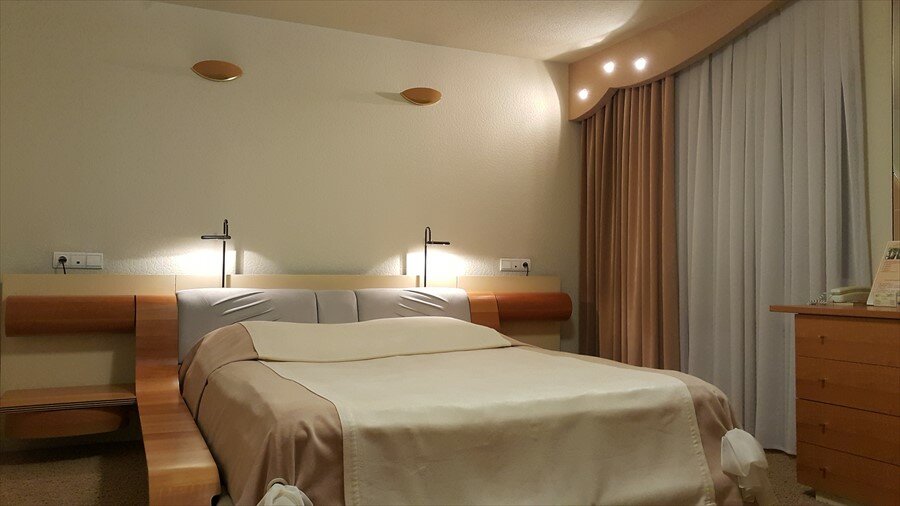 Гостиница Геолог Сургут-15