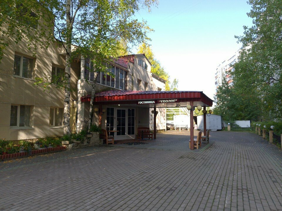 Гостиница Геолог Сургут-35