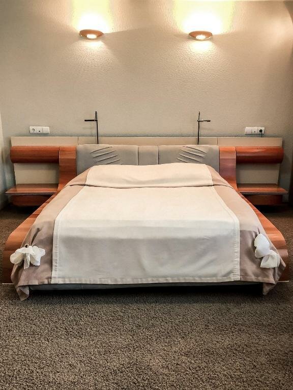 Гостиница Геолог Сургут-91