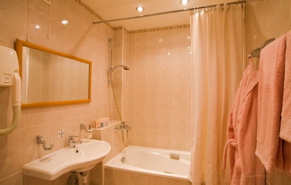 Гостиница Геолог Сургут-213