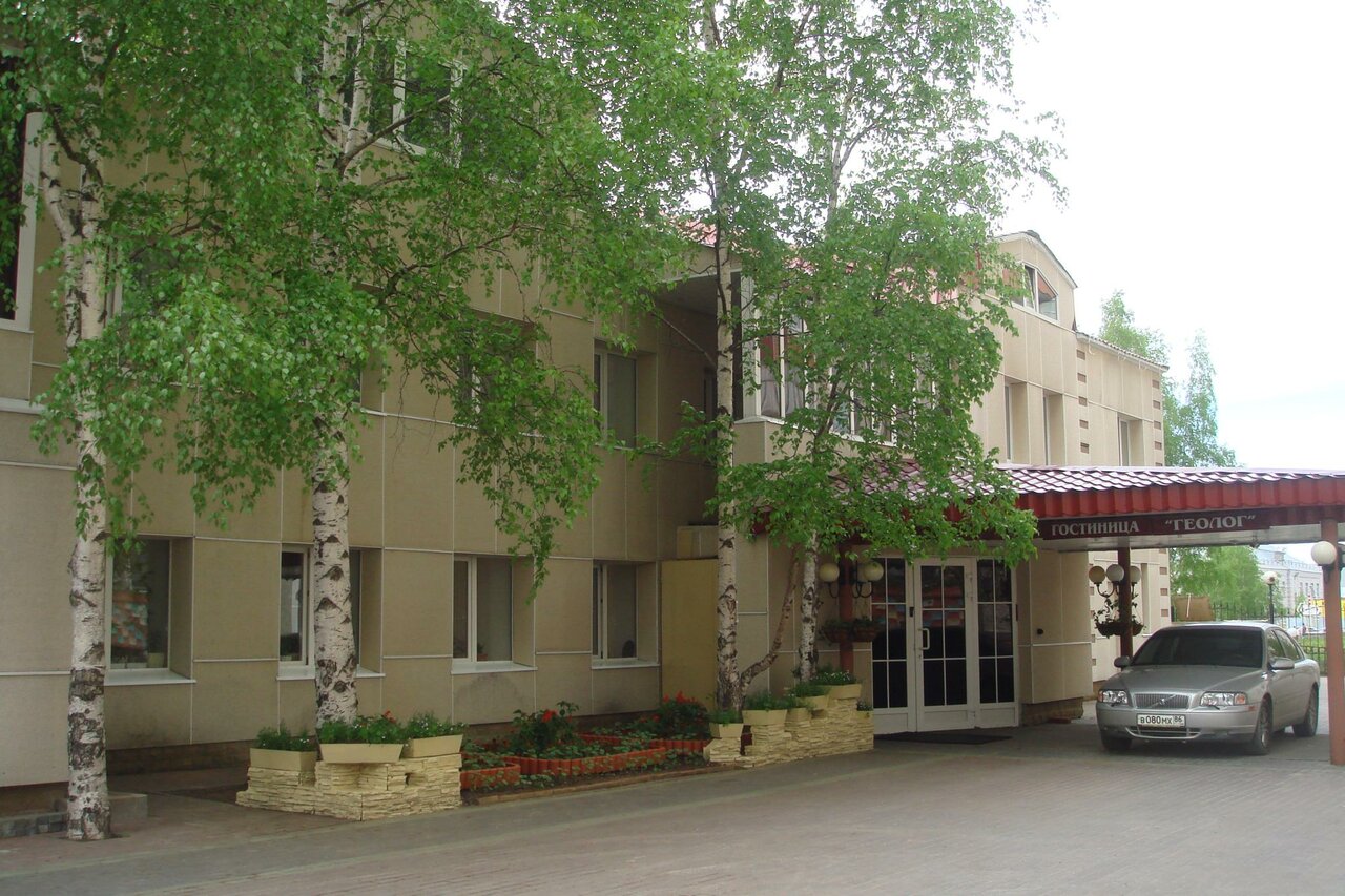 Гостиница Геолог Сургут-75