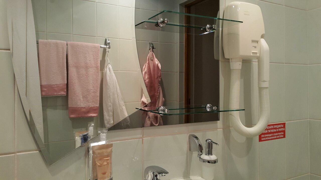 Гостиница Геолог Сургут-95