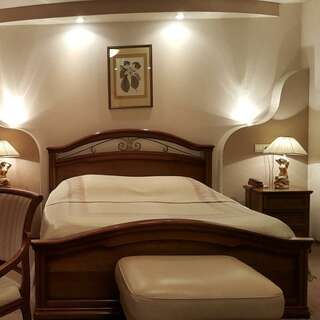 Гостиница Геолог Сургут Номер для VIP персон-2