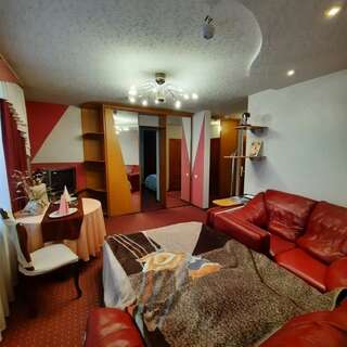 Гостиница Геолог Сургут Двухкомнатный комфорт-3