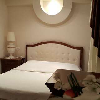 Гостиница Геолог Сургут Двухкомнатный комфорт-1