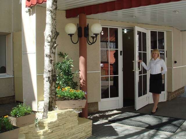 Гостиница Геолог Сургут-35