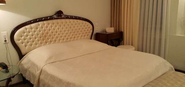 Гостиница Геолог Сургут-211