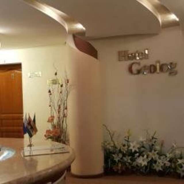 Гостиница Геолог Сургут-106