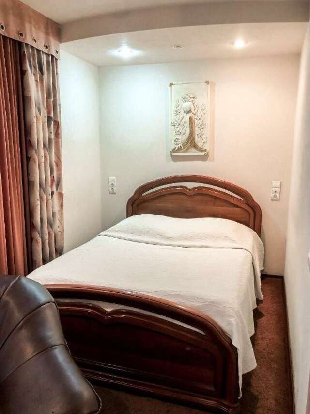 Гостиница Геолог Сургут-172