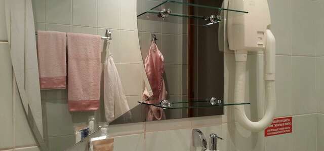 Гостиница Геолог Сургут-250