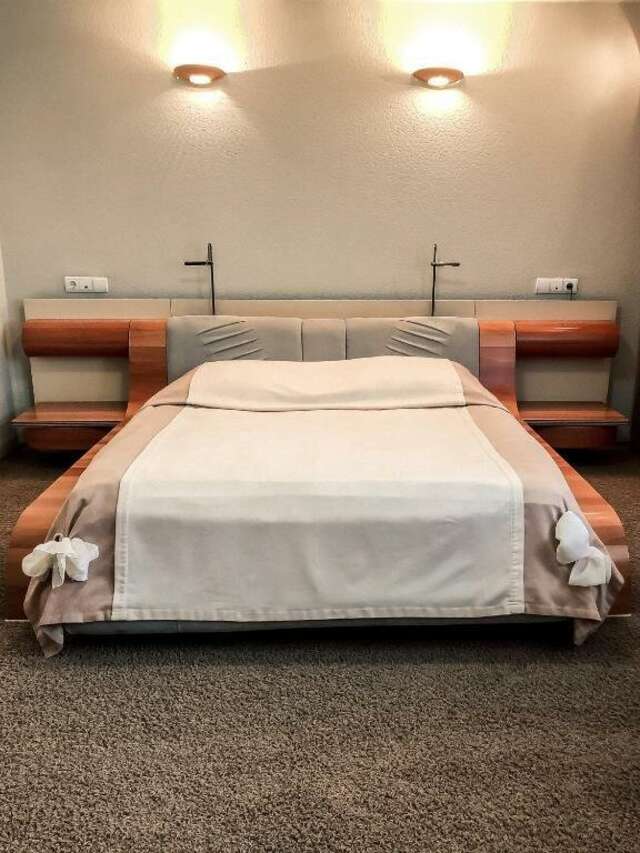 Гостиница Геолог Сургут-90