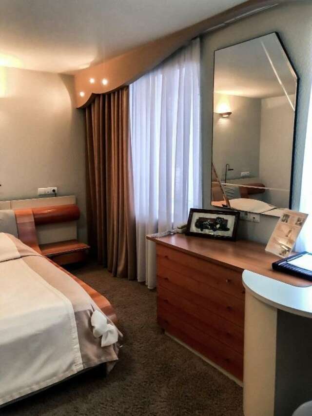 Гостиница Геолог Сургут-130