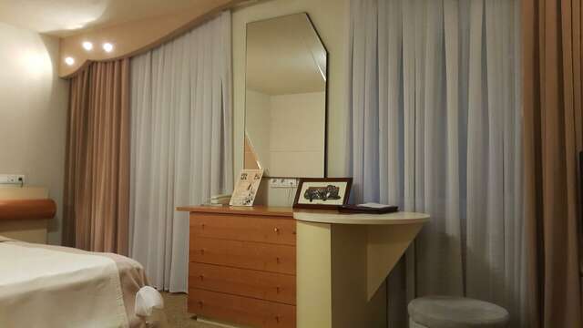 Гостиница Геолог Сургут-179