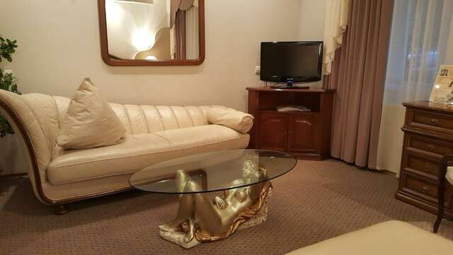 Гостиница Геолог Сургут-228