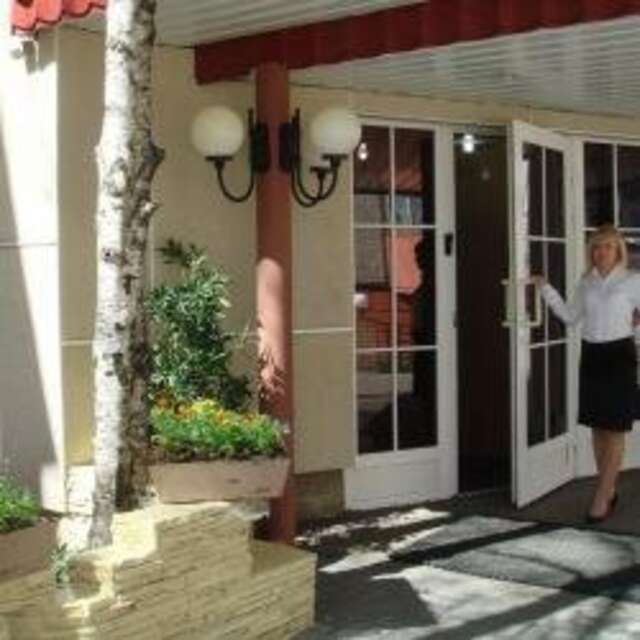 Гостиница Геолог Сургут-95