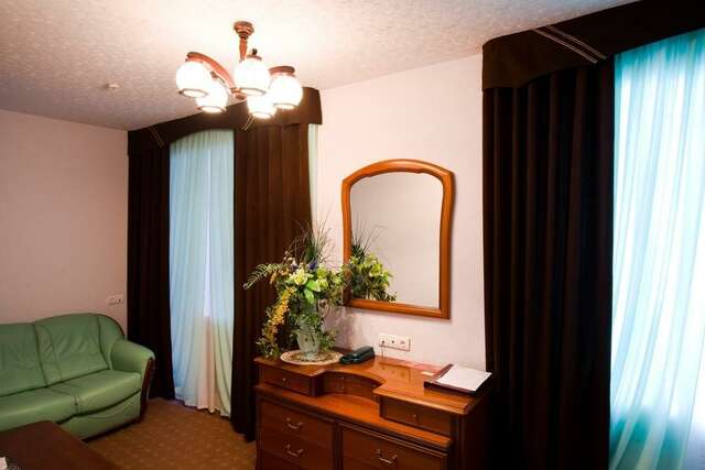 Гостиница Геолог Сургут-162