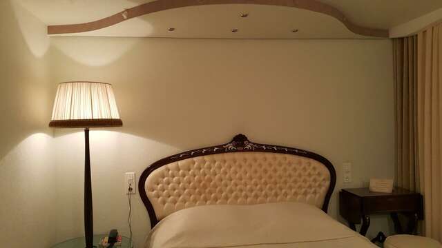 Гостиница Геолог Сургут-241