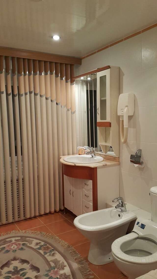 Гостиница Геолог Сургут-83